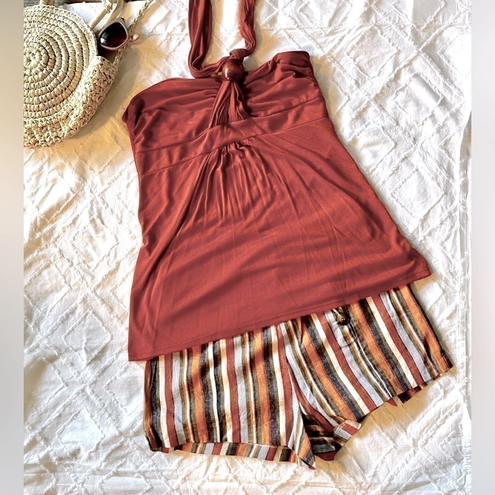 🖤 Selling as a set - summer top & shorts